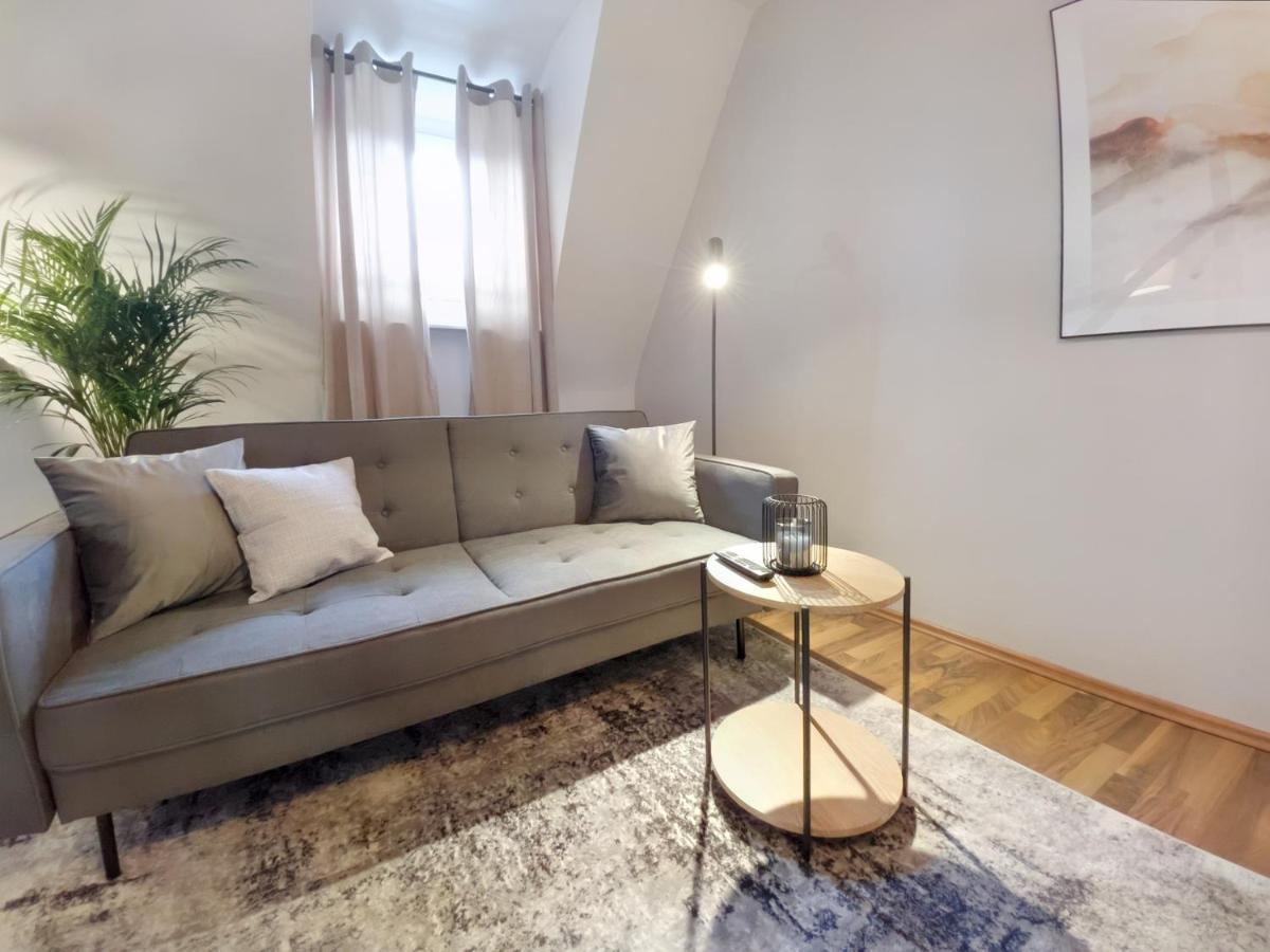 Milpau Recklinghausen1 - Modernes Und Zentrales Premium-Apartment Mit Queensize-Bett, Netflix, Nespresso, Smart-Tv Und Privatparkplatz Eksteriør billede
